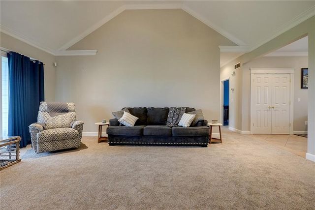 2010 Prairie Grass Drive, Raymore, MO 64083