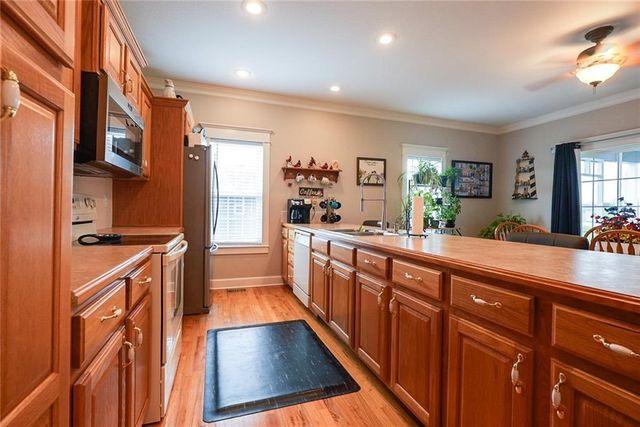 2010 Prairie Grass Drive, Raymore, MO 64083