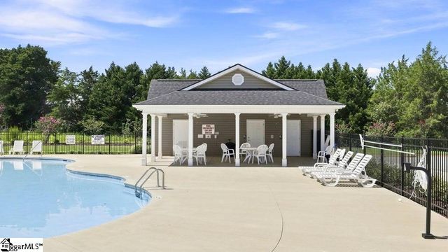 968 Kerwood Street, Wellford, SC 29385