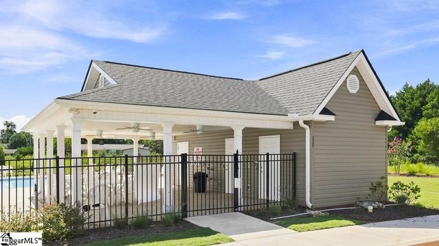 968 Kerwood Street, Wellford, SC 29385