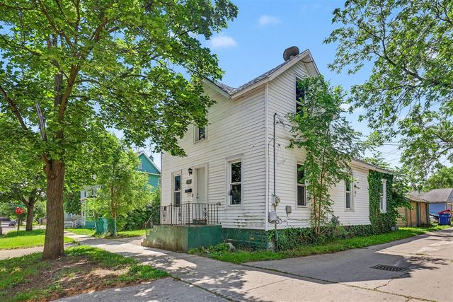 740 12th Street, Grand Rapids, MI 49504