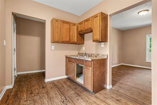 740 12th Street, Grand Rapids, MI 49504