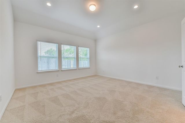 3019 King Oaks Street, Baytown, TX 77251