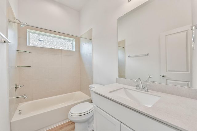 3019 King Oaks Street, Baytown, TX 77251