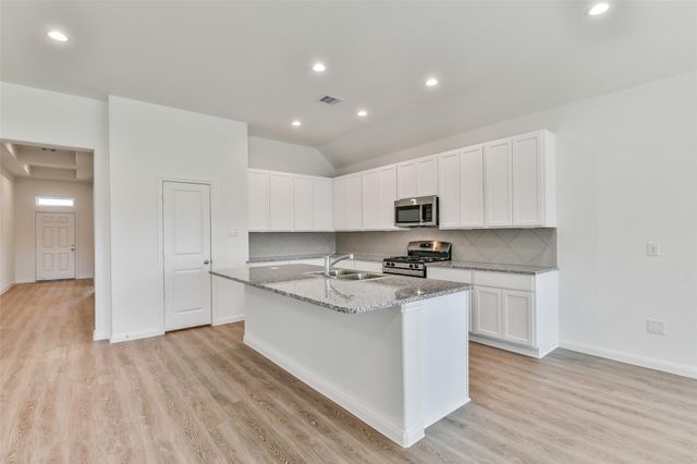 3019 King Oaks Street, Baytown, TX 77251