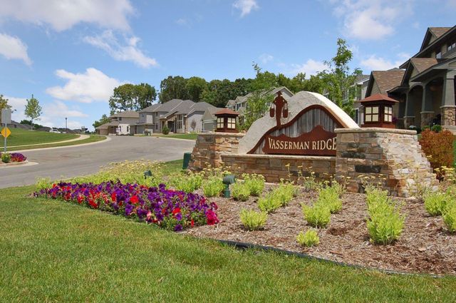 7703 Vasserman Place, Chanhassen, MN 55317