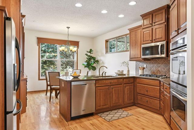 7703 Vasserman Place, Chanhassen, MN 55317