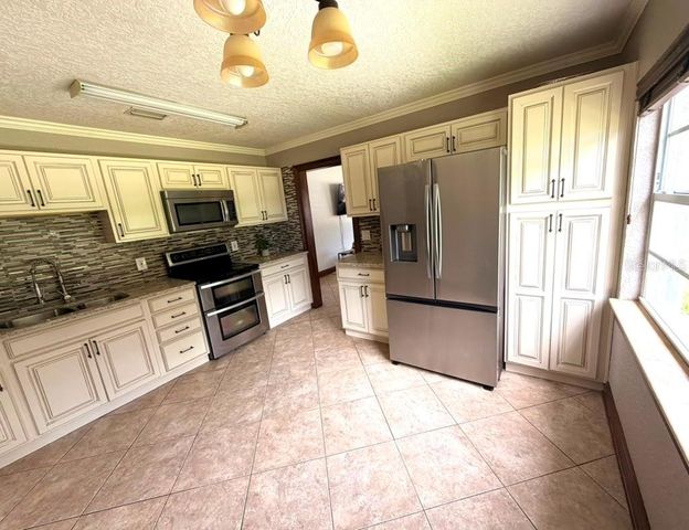 1150 MAGNOLIA DRIVE, Altamonte Springs, FL 32714