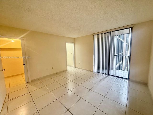 8760 SW 133rd Ave Rd 210, Miami, FL 33183