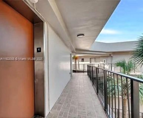 8760 SW 133rd Ave Rd 210, Miami, FL 33183