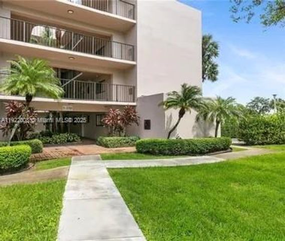 8760 SW 133rd Ave Rd 210, Miami, FL 33183