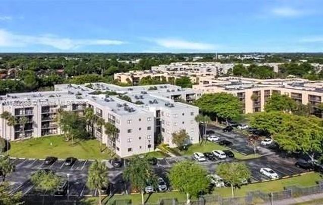 8760 SW 133rd Ave Rd 210, Miami, FL 33183