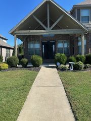 2202 NE Steinbeck Drive, Bentonville, AR 72712