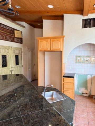 7222 Almond Ave, Orangevale, CA 95662