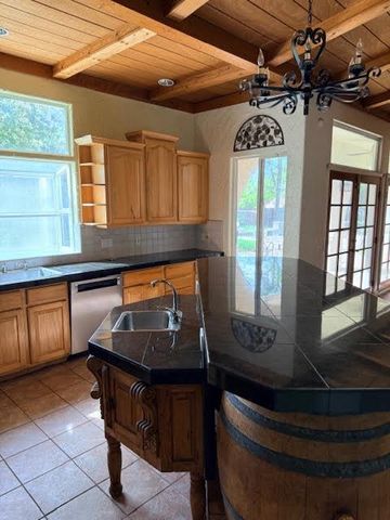 7222 Almond Ave, Orangevale, CA 95662