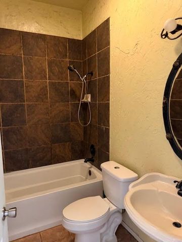 7222 Almond Ave, Orangevale, CA 95662