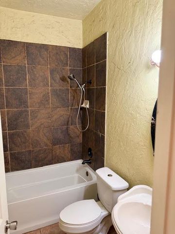 7222 Almond Ave, Orangevale, CA 95662