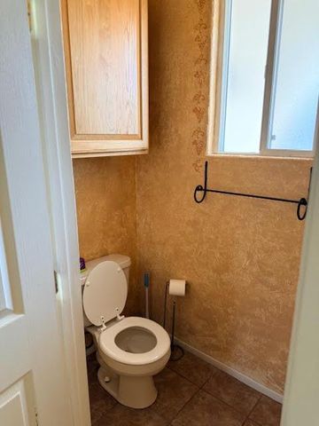 7222 Almond Ave, Orangevale, CA 95662