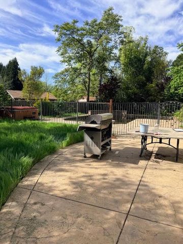 7222 Almond Ave, Orangevale, CA 95662