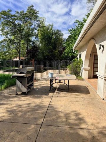 7222 Almond Ave, Orangevale, CA 95662