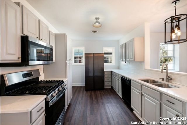 302 SHADWELL DR, San Antonio, TX 78228