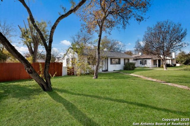 302 SHADWELL DR, San Antonio, TX 78228