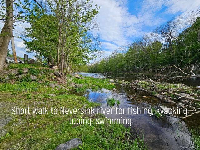 104 Canal Drive, Cuddebackville, NY 12729