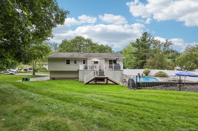 82 Branchville Road, Valley Cottage, NY 10989