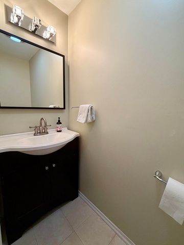 4 Laurence Ln., East Longmeadow, MA 01028