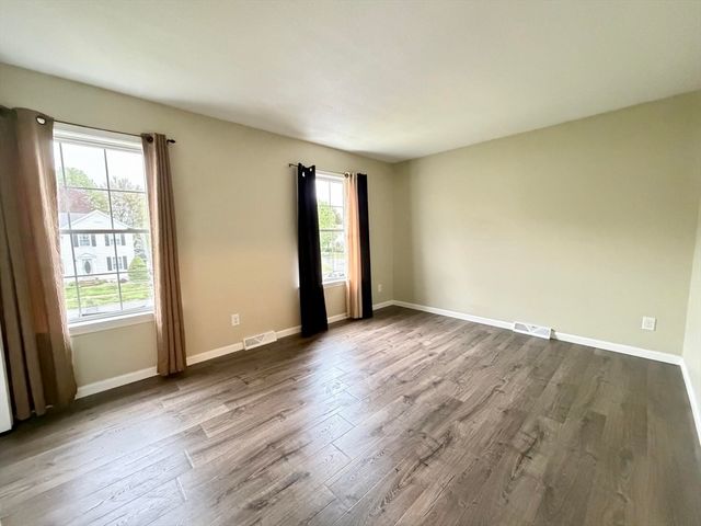 4 Laurence Ln., East Longmeadow, MA 01028