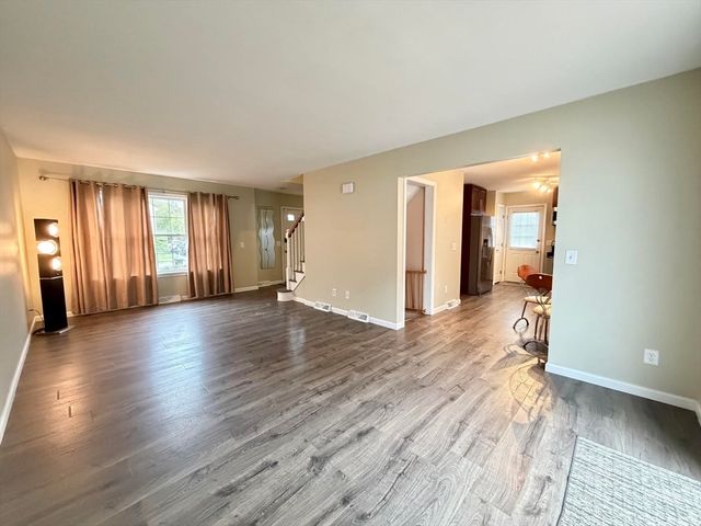 4 Laurence Ln., East Longmeadow, MA 01028