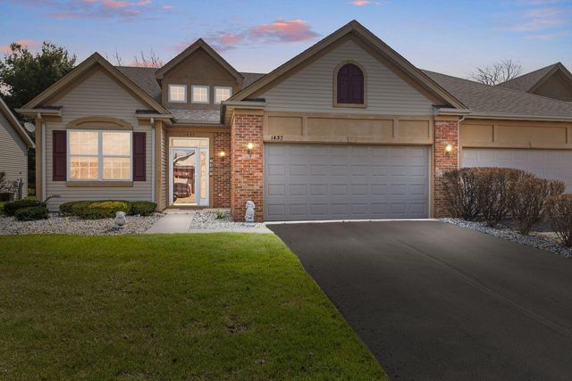 1437 Schaller Lane, Dyer, IN 46311