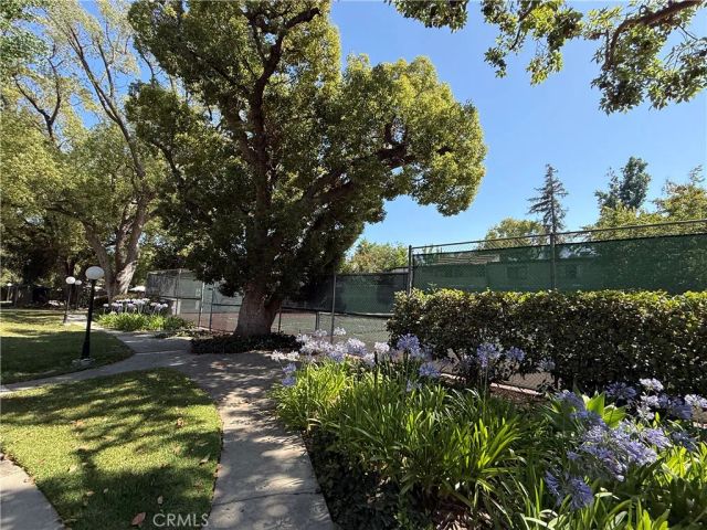 586 N Orange Grove, Pasadena, CA 91103