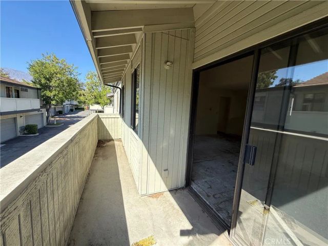 586 N Orange Grove, Pasadena, CA 91103