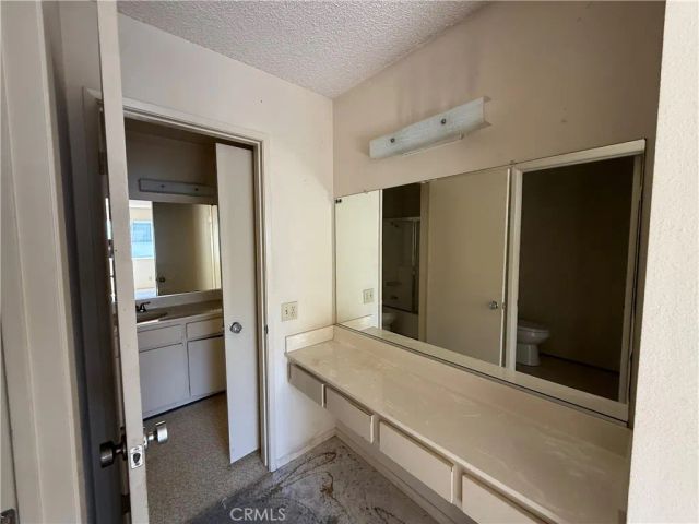 586 N Orange Grove, Pasadena, CA 91103