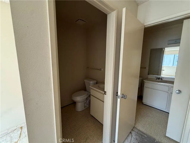 586 N Orange Grove, Pasadena, CA 91103
