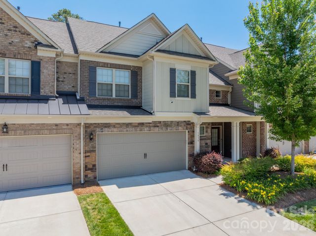 1038 Crest Oak Lane, Fort Mill, SC 29707