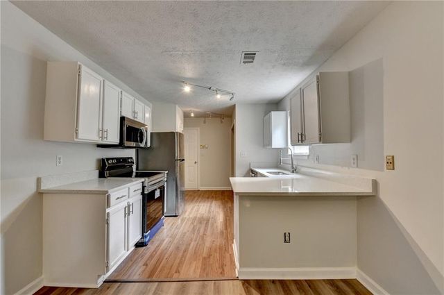 706 COVENTRY TOWNSHIP Lane, Marietta, GA 30062