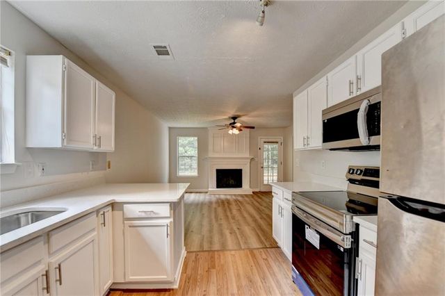 706 COVENTRY TOWNSHIP Lane, Marietta, GA 30062