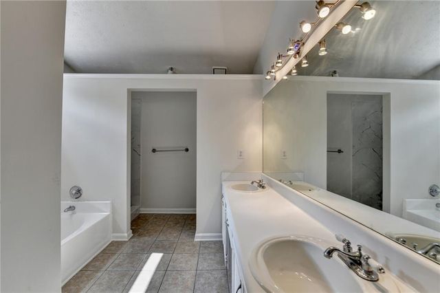 706 COVENTRY TOWNSHIP Lane, Marietta, GA 30062