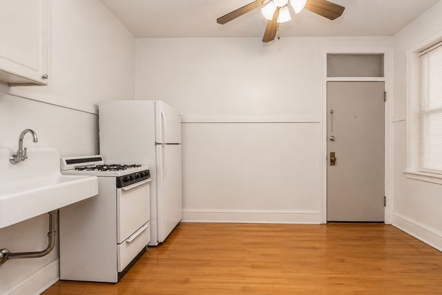 3041 W George Street 3S, Chicago, IL 60618