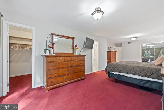 24900 SILVER CREST DR, Gaithersburg, MD 20882