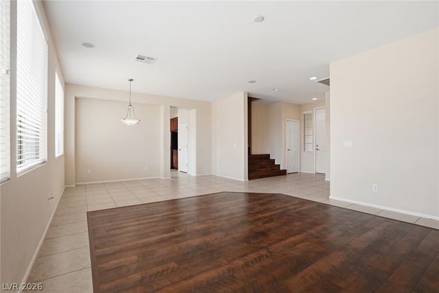 9221 Thunder Falls Court, Las Vegas, NV 89149