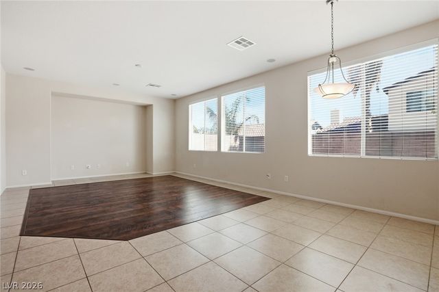 9221 Thunder Falls Court, Las Vegas, NV 89149