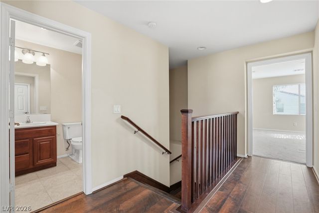 9221 Thunder Falls Court, Las Vegas, NV 89149