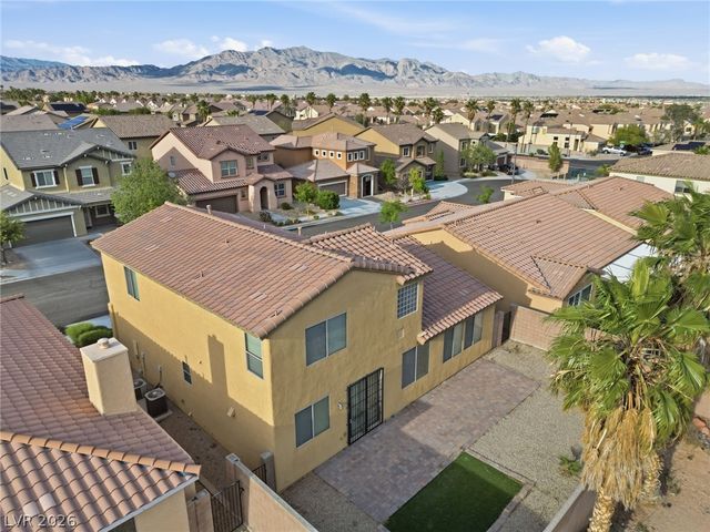 9221 Thunder Falls Court, Las Vegas, NV 89149