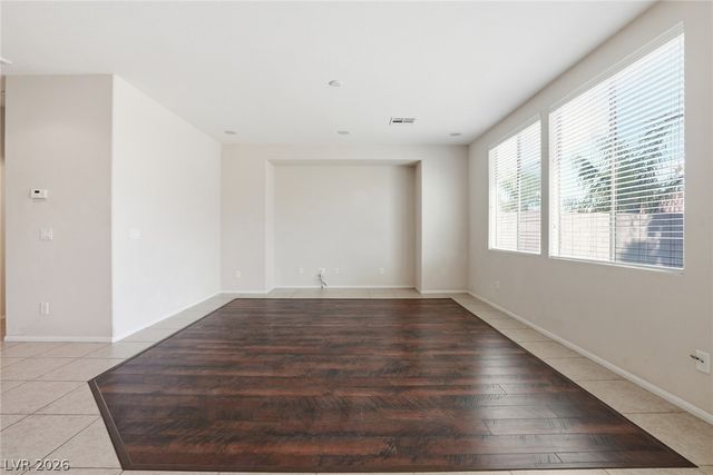 9221 Thunder Falls Court, Las Vegas, NV 89149