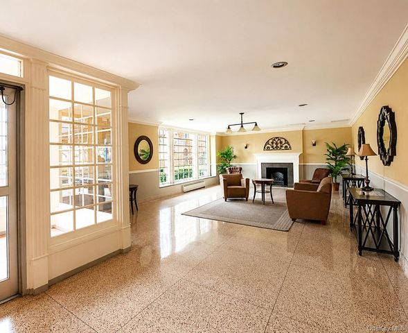 151-15 84th Street 6C, Howard Beach, NY 11414