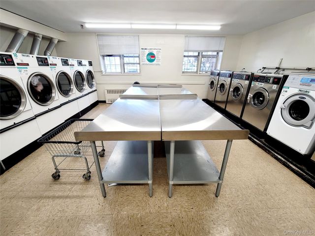 151-15 84th Street 6C, Howard Beach, NY 11414