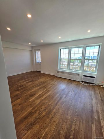 151-15 84th Street 6C, Howard Beach, NY 11414